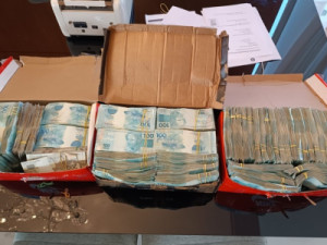 R$ 1,3 milhão em espécie dentro de caixas de sapato: o que acontece com dinheiro ilegal apreendido?