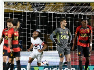 São Paulo reage no final e empata com o Sport, na Ilha do Retiro