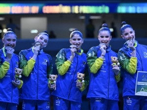 Prata no Mundial reforça desejo do conjunto brasileiro por medalha olímpica: "Buscamos sempre mais"