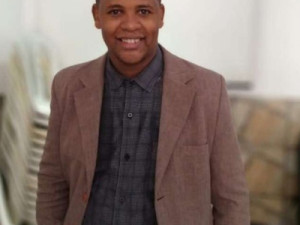 Pastor é preso por suspeita de abusar de meninas na Cidade de Deus: 'Carrego isso comigo desde os 7 anos', diz vítima