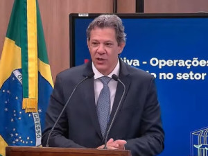 Haddad diz que megaoperação contra PCC conseguiu chegar 'ao andar de cima' do crime organizado