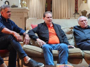 Após reunião virtual com Moraes e Gilmar, Temer diz que STF pode apoiar diminuição de penas para condenados por golpe