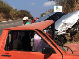 Motorista embriagado é conduzido para delegacia após causar colisão com outro carro na BR-230 nesta sexta-feira