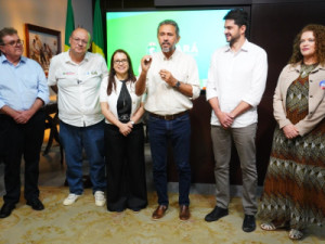 Elmano anuncia mais de R$ 20 milhões em investimentos federais para reforço da saúde na região do Cariri