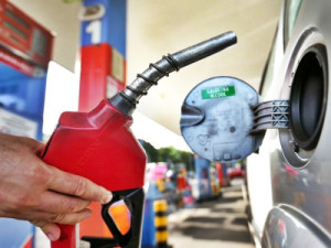 Combustível comum, aditivado e premium: qual o melhor para o seu carro?