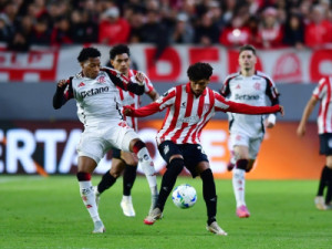 Flamengo ganha mais R$ 12 milhões em premiações com vaga na semifinal da Libertadores