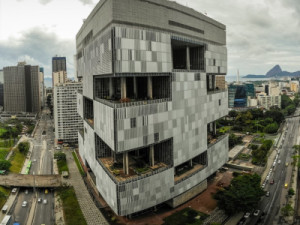 Produção de petróleo da Petrobras cresce 8,1% no 3º trimestre, com recorde de exportações e alta nas vendas de derivados