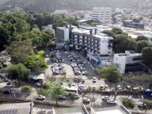 Dor de cabeça, no corpo, febre muito alta, tosse e dificuldade para respirar: quais os sintomas da contaminação misteriosa em hospital do ES