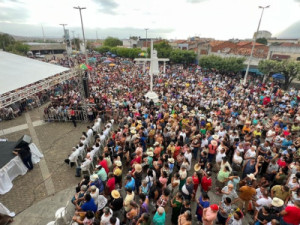 Encerramento da Romaria de Finados reúne milhares em Juazeiro do Norte; processo de beatificação do Padre Cícero avança