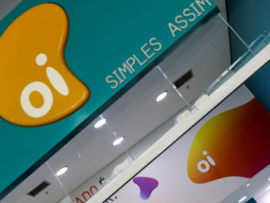 Após pressão de credores, Justiça suspende falência da Oi e empresa volta para recuperação judicial