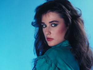 A explicação de Demi Moore para trair seu primeiro marido às vésperas do casamento: 'Queria sabotar tudo'