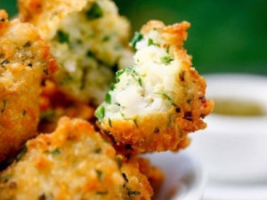 Bolinho de arroz simples: aprenda a fazer com receita fácil