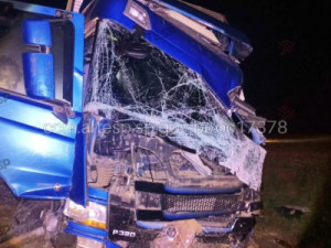 Acidente com ônibus da cantora sertaneja Amanda Alves e mais 4 veículos deixa 23 feridos