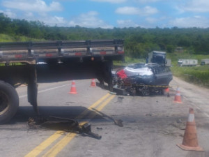 Mortos em acidente na Bahia eram pai, mãe e filho da mesma família no Ceará