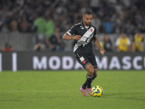 Paulo Henrique entra na mira de time saudita; veja quanto o Vasco pede para abrir negociação