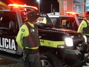 Polonês na lista da Interpol é preso no Ceará por agredir noiva boliviana durante o natal