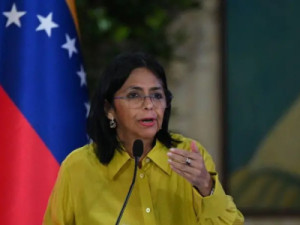 Suprema Corte da Venezuela ordena que Delcy Rodríguez assuma a presidência