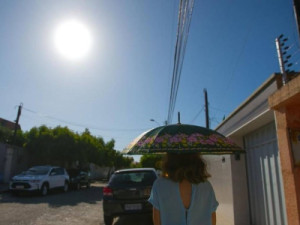 Ceará enfrenta onda de calor com temperaturas até 3ºC mais altas nos próximos dias
