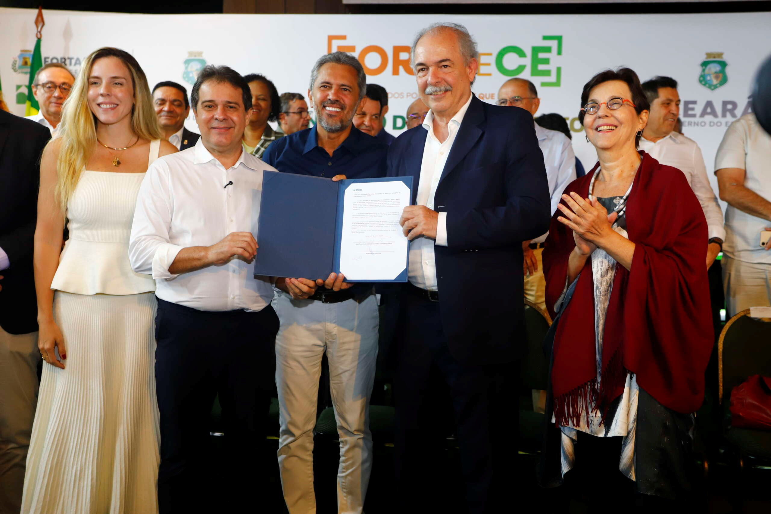 BNDES e Governo do Ceará anunciam R$ 1,1 bilhão para infraestrutura urbana, segurança hídrica e indústria de tecnologia