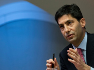Quem é Kevin Warsh, indicado por Trump para presidir o Federal Reserve