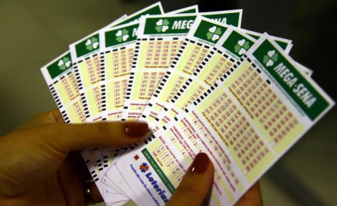 Mega-Sena ninguém acerta, prêmio acumula e sobe a R$ 130 milhões