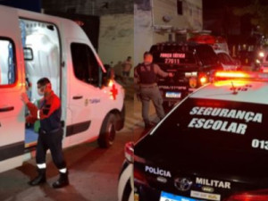 Aluno com faca fere coordenadora e diretor em escola no Ceará