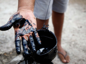 IFCE investiga possível descoberta de petróleo durante escavação de poço de água no sertão do Ceará