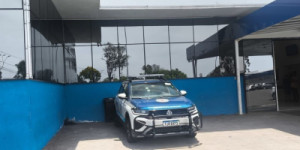 Mulher que deu à luz gêmeos é agredida por companheiro dentro de hospital 18 dias após parto no interior de SP