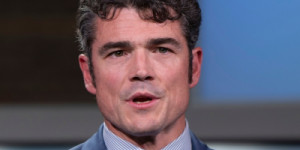 Assessor de Trump critica ataque ao Irá em carta renúncia