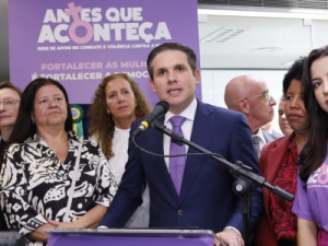 Hugo Motta inaugura Sala Lilás da Câmara para acolher mulheres vítimas de violência