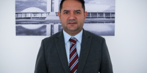 Onde está Bebeto? Político apontado como chefe de esquema de fraude a licitações no CE está foragido há mais de 1 ano