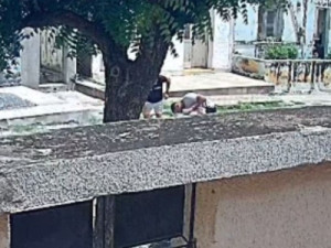 Policial civil salva criança de 2 anos que desmaiou após se engasgar no interior do Ceará
