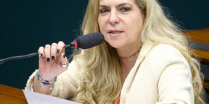 Luizianne Lins deixa o PT após 37 anos e se filia à Rede Sustentabilidade