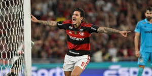 Flamengo vira sobre o Santos no Maracanã e volta a vencer no Brasileirão