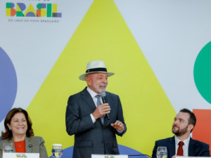 Furto, roubo, estelionato e receptação: Lula sanciona lei que prevê aumento de penas no Brasil