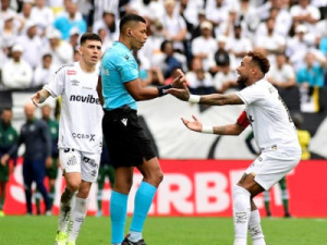 Coritiba atropela o Santos em ‘última chance’ de Neymar para a copa