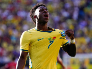 Seleção passa sufoco contra Marrocos, mas Vini Jr salva e garante empate