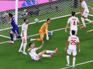 Japão goleia a Tunísia no milésimo jogo da história das Copas do Mundo