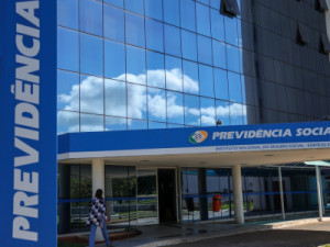 INSS amplia exigência de biometria e muda regras de acesso a benefícios sociais