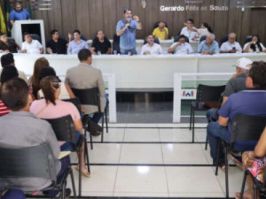 Baturité recebe primeira entrega de títulos de propriedade rural, com a presença da vice-governadora Jade Romero