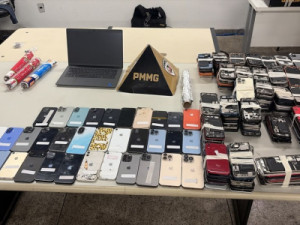 Cerca de 500 celulares furtados são encontrados em shopping popular no Centro de BH