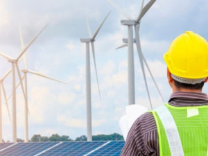 Projeto oferece 1.200 vagas para curso gratuito em energias renováveis com bolsa de R$ 300 no Ceará