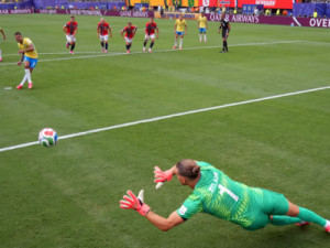 Haaland decide, Noruega elimina o Brasil e acaba o sonho do hexa