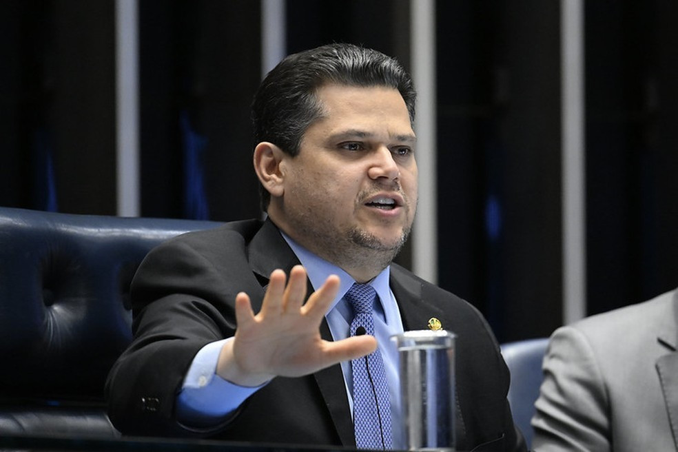 Sessão do Congresso é cancelada, e Legislativo não votará nada de relevante até eleições
