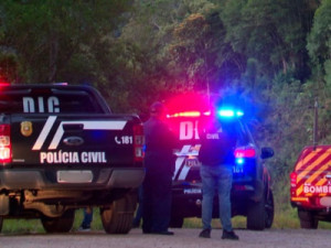 Idosa abandonada em ribanceira em SC ficou um dia e uma noite amarrada ao relento sob frio intenso, diz polícia