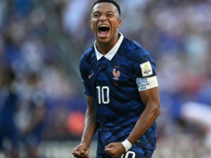 Mbappé é o primeiro jogador a marcar dez gols numa mesma Copa desde Gerd Müller, em 1970