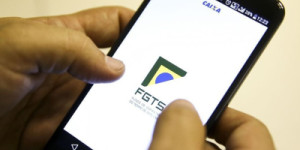 FGTS vai distribuir R$ 13 bilhões do lucro de 2025 a trabalhadores; veja quem tem direito