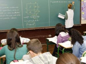 Retrospectiva: novo piso salarial dos professores foi destaque entre aprovações da Câmara na área de educação