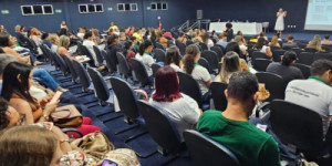 IDOMED recebe seminário do MPCE sobre cobertura responsável de casos de suicídio