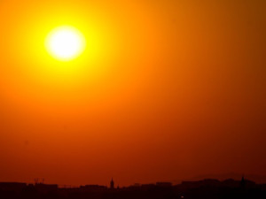 Onda de calor deve atingir áreas de quatro regiões do Brasil a partir deste sábado, diz Climatempo